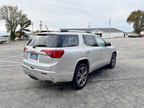 Used 2017 GMC Acadia Denali image 5