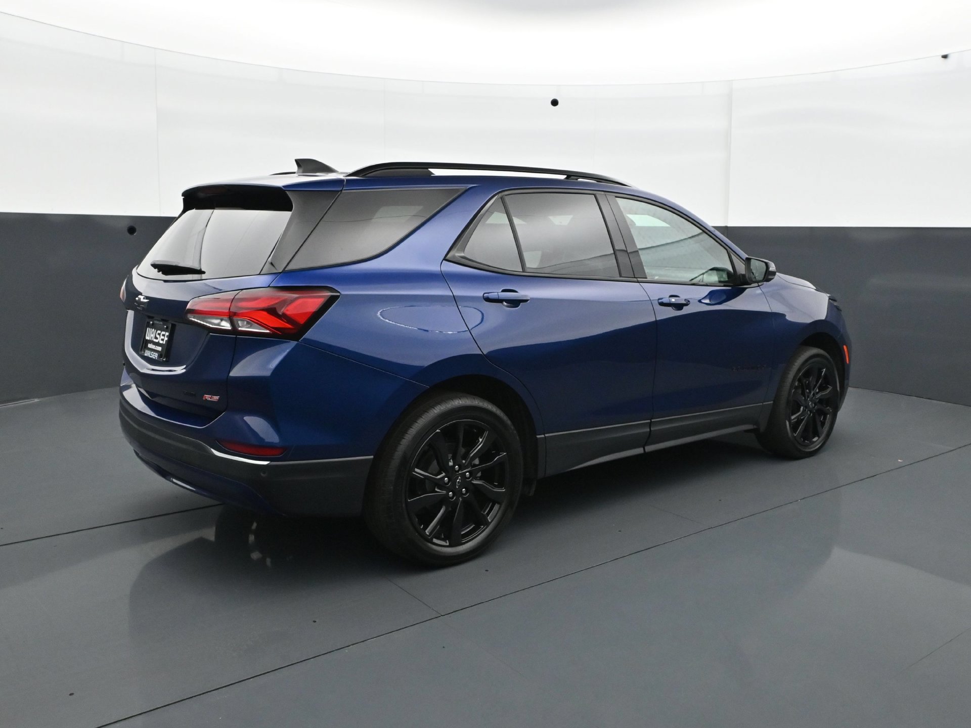 Used 2022 Chevrolet Equinox RS w/ RS Leather Package AWD/4WD image 7