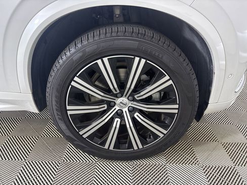 Used 2023 Volvo XC90 B5 Plus w/ Protection Package Premier AWD/4WD image 39