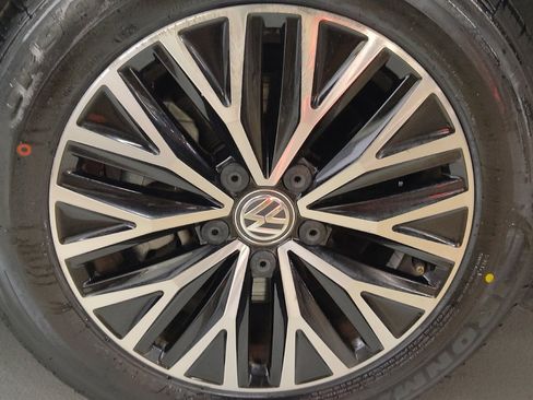 Used 2021 Volkswagen Jetta R-Line FWD image 31