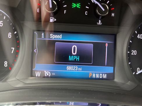 Used 2019 Buick Encore Sport Touring FWD image 10
