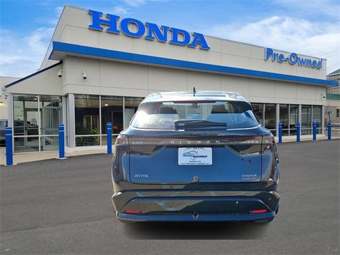 Used 2024 Nissan Ariya AWD image 5