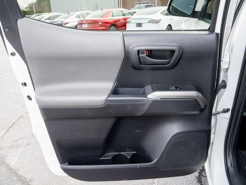 Used 2021 Toyota Tacoma SR5 image 16