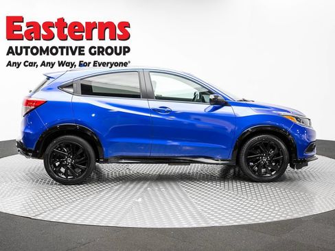 Used 2021 Honda HR-V Sport image 4