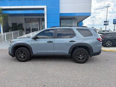 Used 2024 Honda Pilot TrailSport image 8