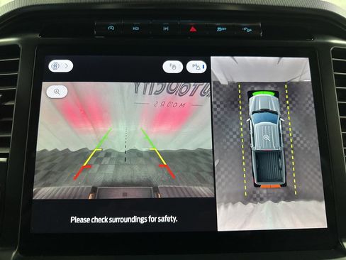 Used 2024 Ford F150 Platinum w/ FX4 Off-Road Package image 26