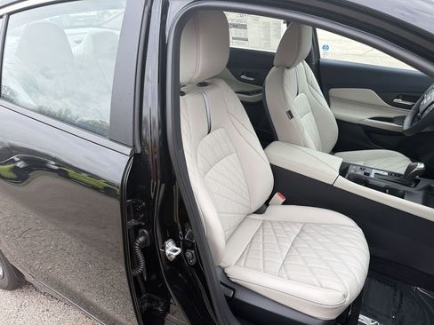 New 2026 Nissan Sentra SL w/ Floor Mat Package FWD image 18