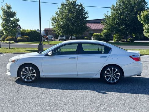 Used 2014 Honda Accord Sport image 5