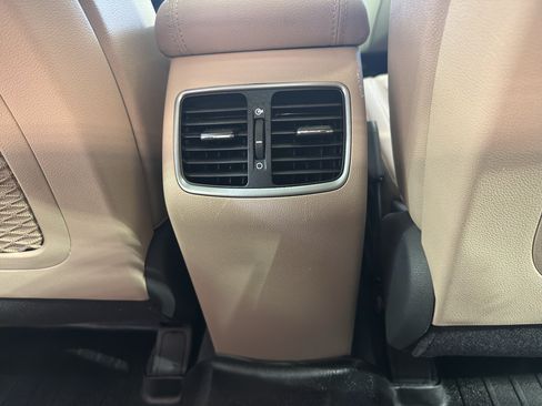 Used 2016 Hyundai Tucson Limited w/ Option Group 03 AWD/4WD image 30
