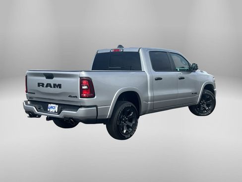 Used 2025 RAM 1500 Big Horn AWD/4WD image 4