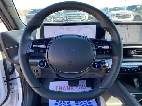 New 2025 Hyundai Ioniq 6 SE RWD image 13