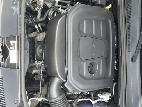 Used 2021 Jeep Grand Cherokee Limited image 30