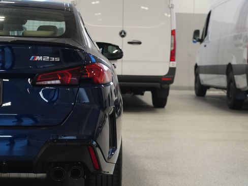 Used 2025 BMW M235i xDrive w/ Premium Package image 12