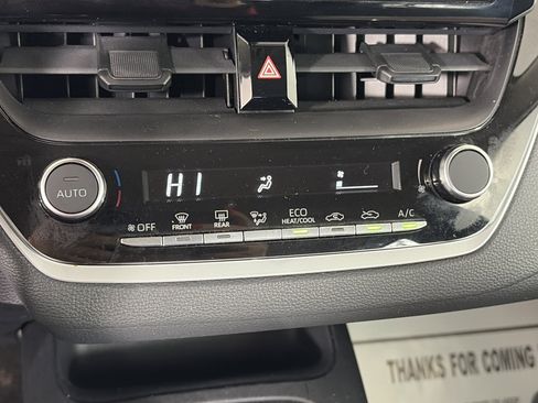 Used 2024 Toyota Corolla LE image 21