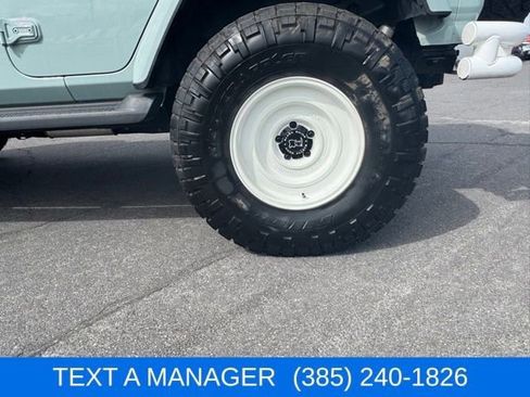 Used 2023 Jeep Wrangler Sahara w/ Cold Weather Group image 8