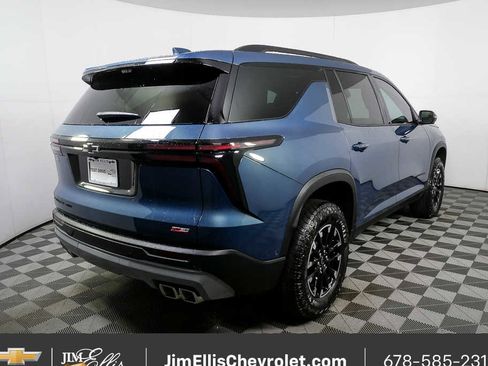 New 2026 Chevrolet Traverse Z71 w/ Enhanced Driving Package AWD/4WD image 3