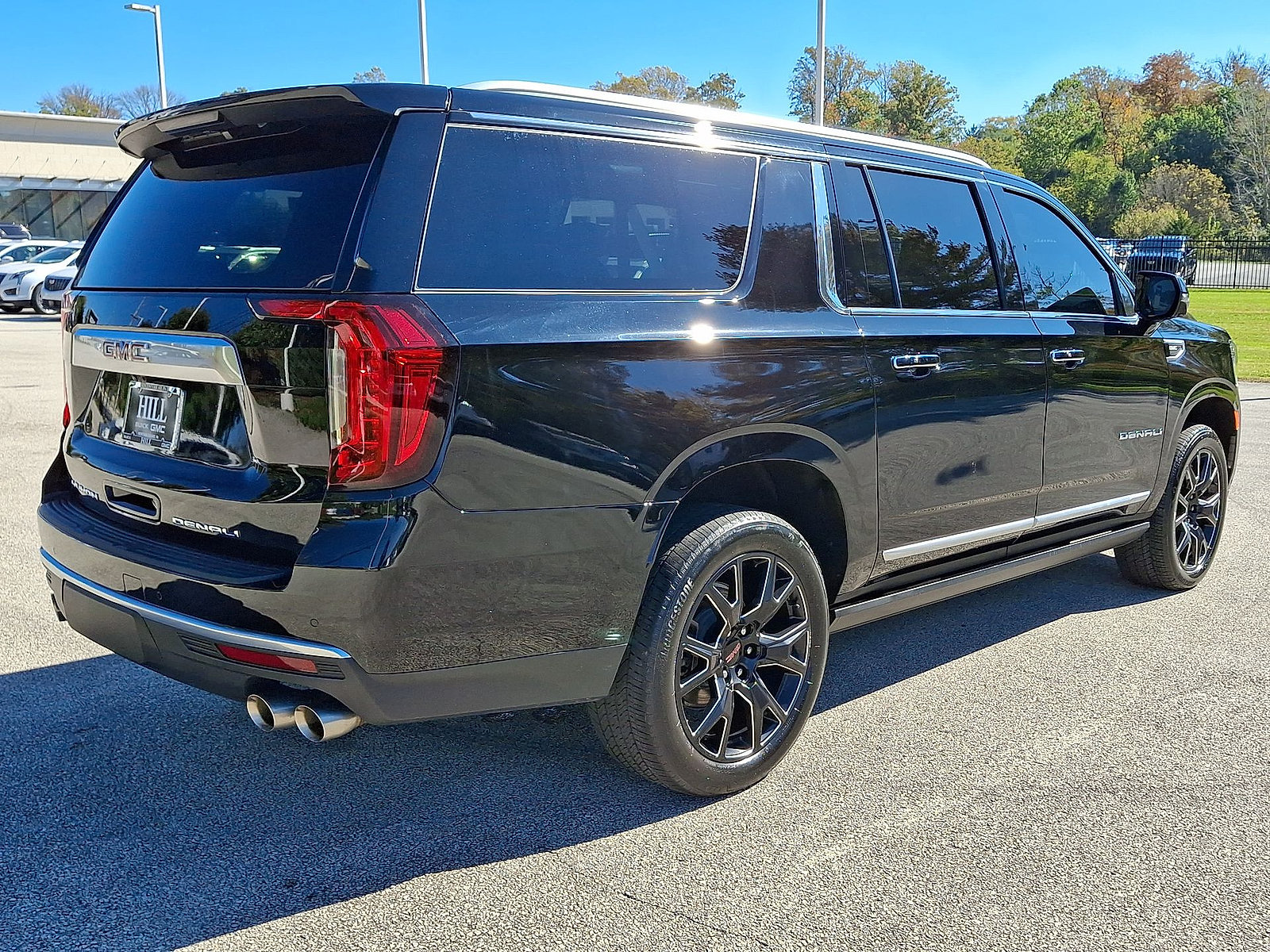 Certified 2023 GMC Yukon XL Denali w/ Denali Reserve Package AWD/4WD image 25