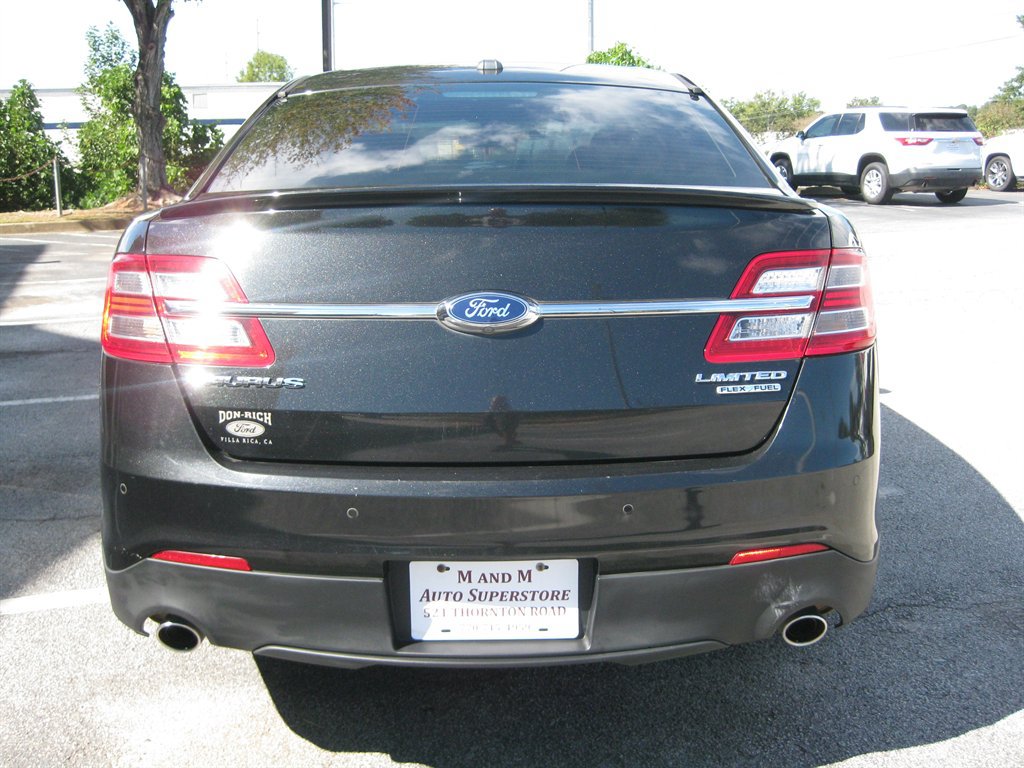 Used 2015 Ford Taurus Limited FWD image 6