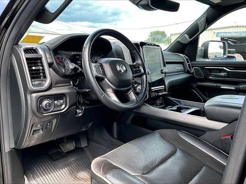 Used 2022 RAM 1500 Laramie AWD/4WD image 8