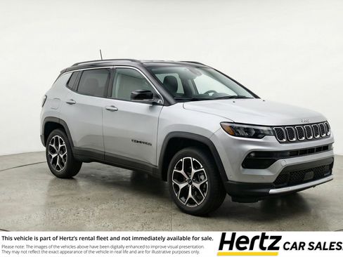 Used 2025 Jeep Compass Limited image 1