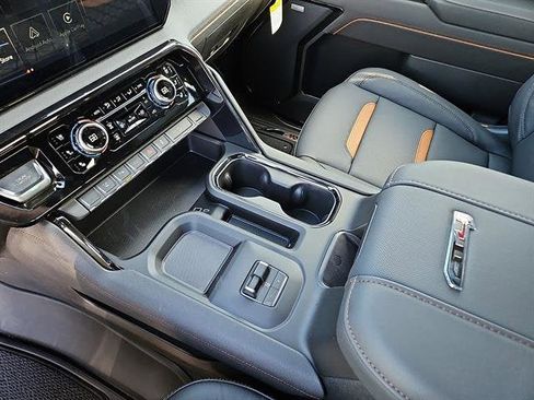 New 2026 GMC Sierra 2500 AT4 w/ Technology Package image 20