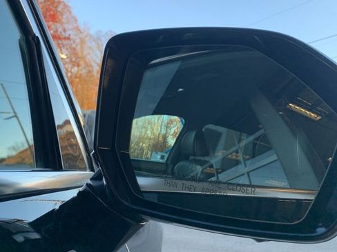 Used 2023 Hyundai Palisade Calligraphy image 28