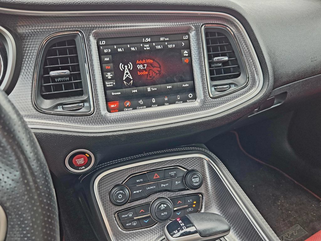 Used 2018 Dodge Challenger SRT Hellcat RWD image 14