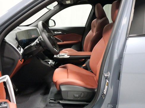 New 2027 BMW X1 xDrive28i AWD/4WD image 2