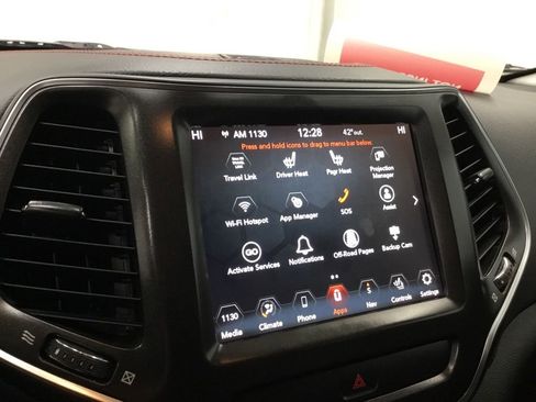 Used 2022 Jeep Cherokee Trailhawk w/ Trailer Tow Group image 23