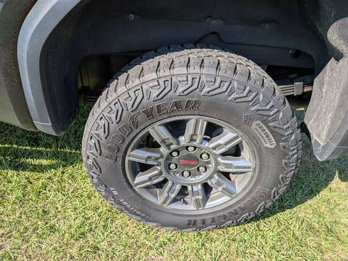 Used 2024 GMC Sierra 1500 AT4X AWD/4WD image 6