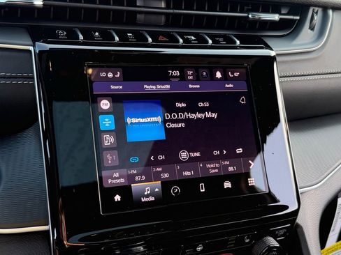 New 2026 Jeep Grand Cherokee Laredo X AWD/4WD image 17