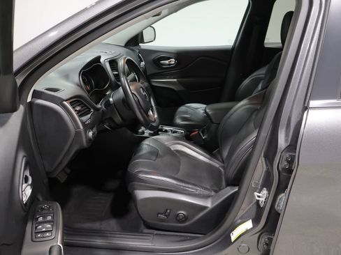 Used 2020 Jeep Cherokee Latitude Lux w/ Quick Order Package 26H Lux AWD/4WD image 9