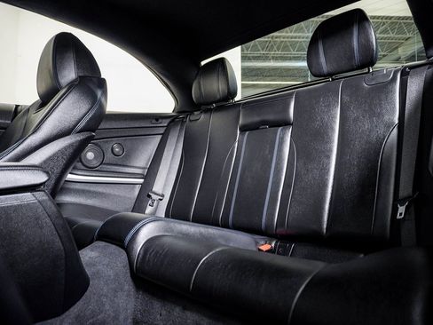 Used 2019 BMW 440i xDrive Convertible w/ M Sport Package image 18