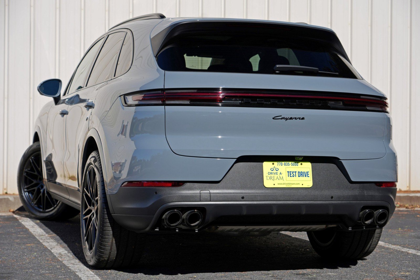 Used 2026 Porsche Cayenne AWD/4WD image 6
