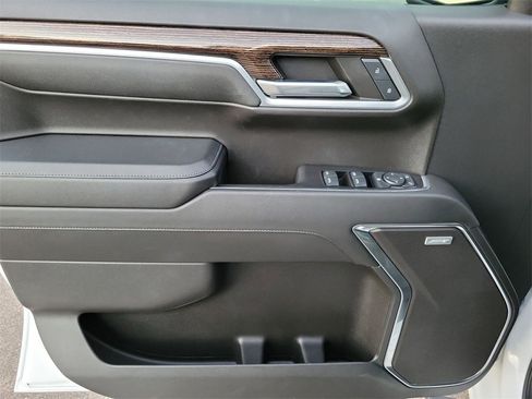 Used 2024 GMC Sierra 1500 Elevation w/ Elevation Premium Package image 15