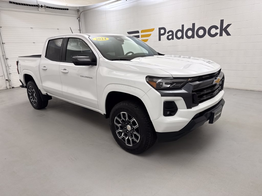 Used 2024 Chevrolet Colorado LT w/ LT Convenience Package III RWD image 11