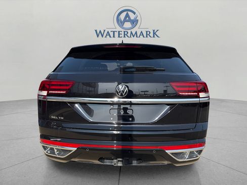 Used 2021 Volkswagen Atlas Cross Sport SEL R-Line w/ Cross Sport MDO Package FWD image 5