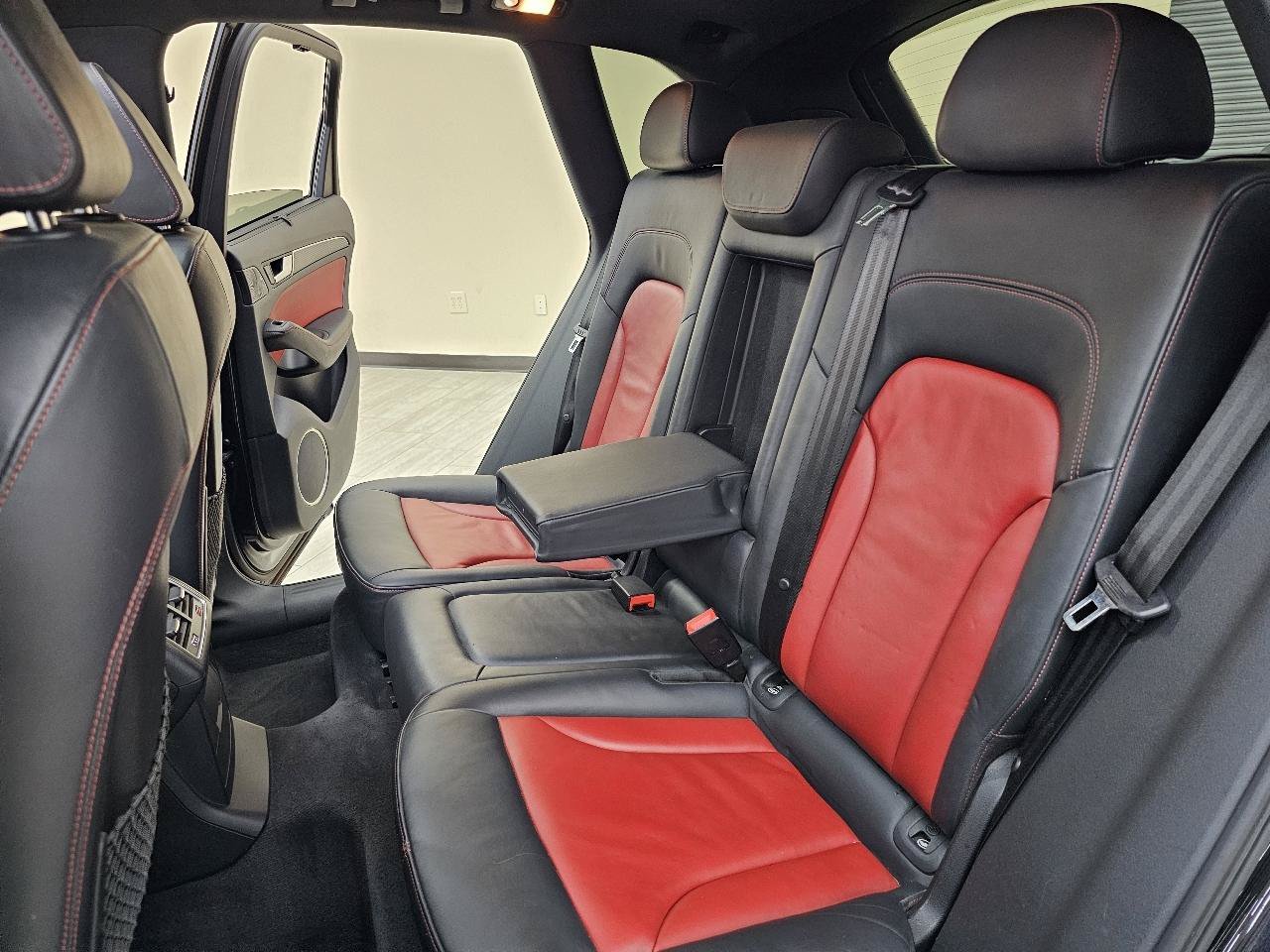 Used 2014 Audi SQ5 Prestige w/ Prestige Package AWD/4WD image 24