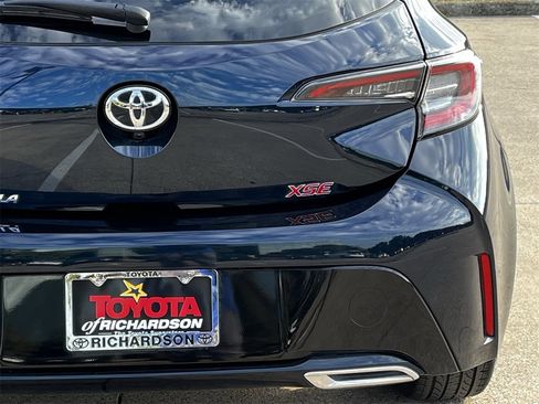Used 2022 Toyota Corolla XSE image 6