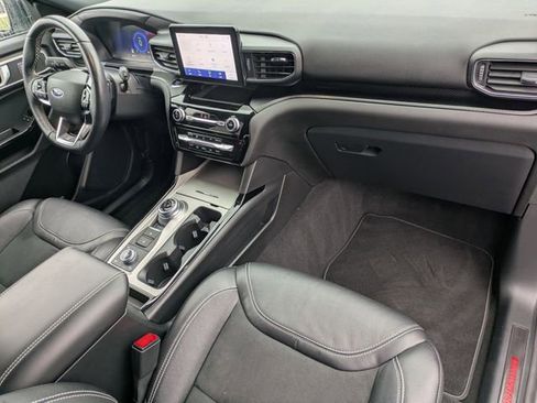 Used 2023 Ford Explorer ST w/ ST High-Performance Pack image 22