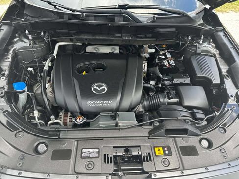 Used 2018 MAZDA CX-5 Touring FWD image 4