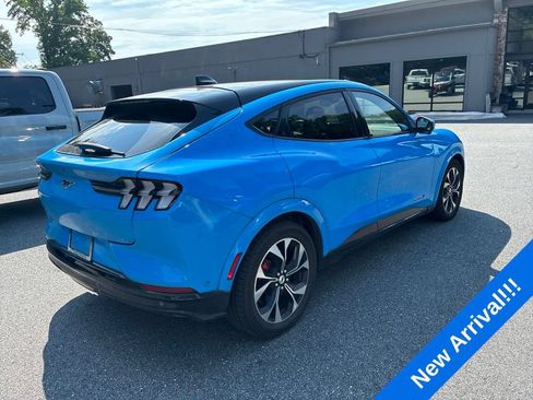 Used 2021 Ford Mustang Mach-E Premium w/ Equipment Group 301A AWD/4WD image 19