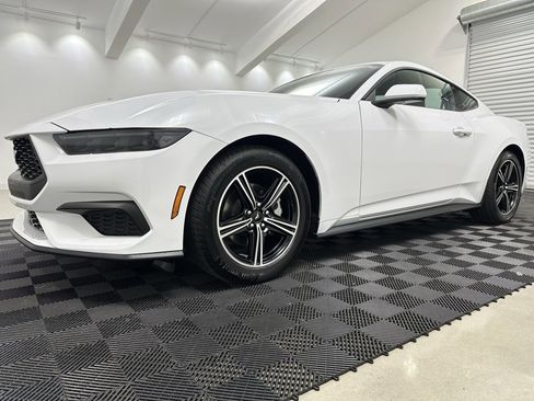 New 2025 Ford Mustang Coupe image 3