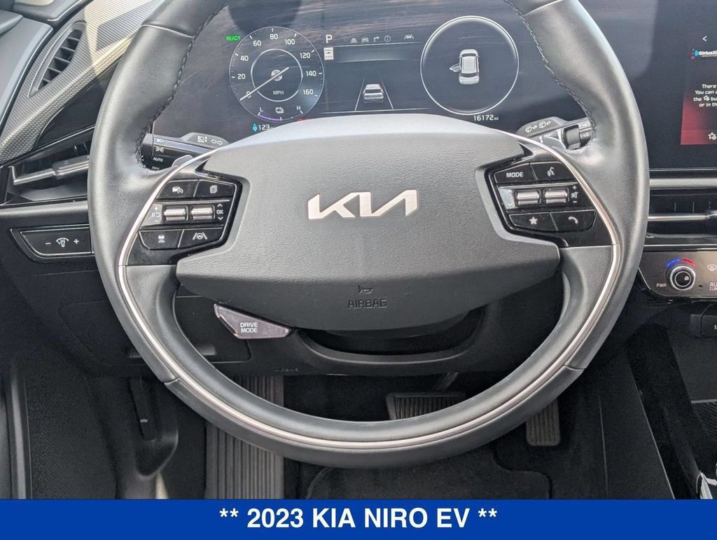 Used 2023 Kia Niro Wind w/ Wind Preserve Package FWD image 17