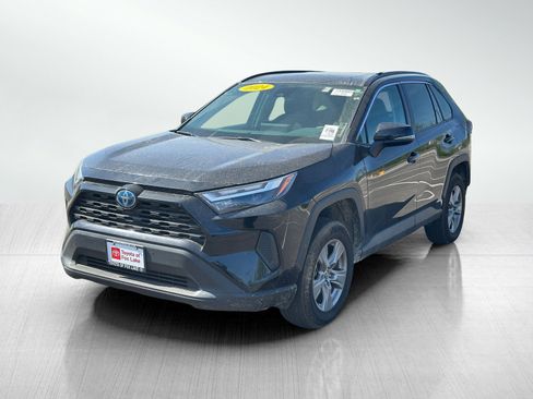 Used 2024 Toyota RAV4 XLE w/ Convenience Package AWD/4WD image 3