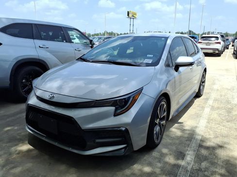 Used 2021 Toyota Corolla SE FWD image 4
