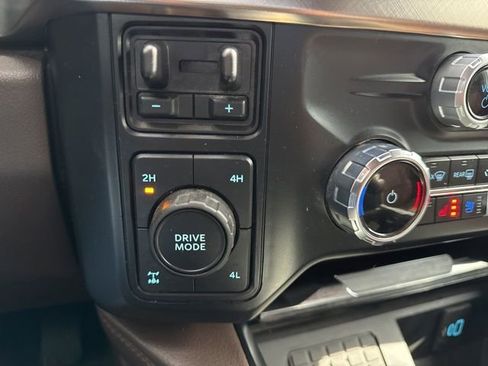 Used 2023 Ford F250 King Ranch w/ Chrome Package image 23