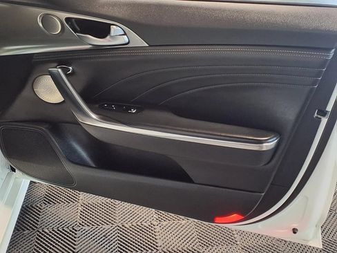 Used 2022 Kia Stinger GT2 RWD image 10