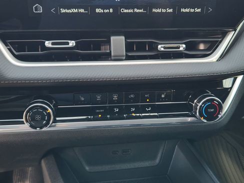 New 2026 Chevrolet Equinox LT image 14