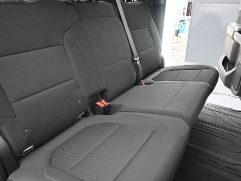 Used 2022 Chevrolet Silverado 2500 Custom w/ Custom Convenience Package image 19